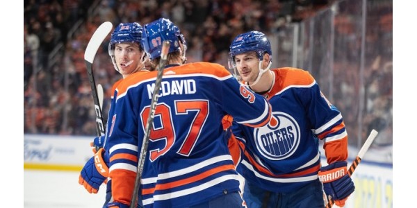 Edmonton Oilers noterar tre matchers vinstsvit för första gången den här säsongen Edmonton Oilers noterar tre matchers vinstsvit för första gången den här säsongen